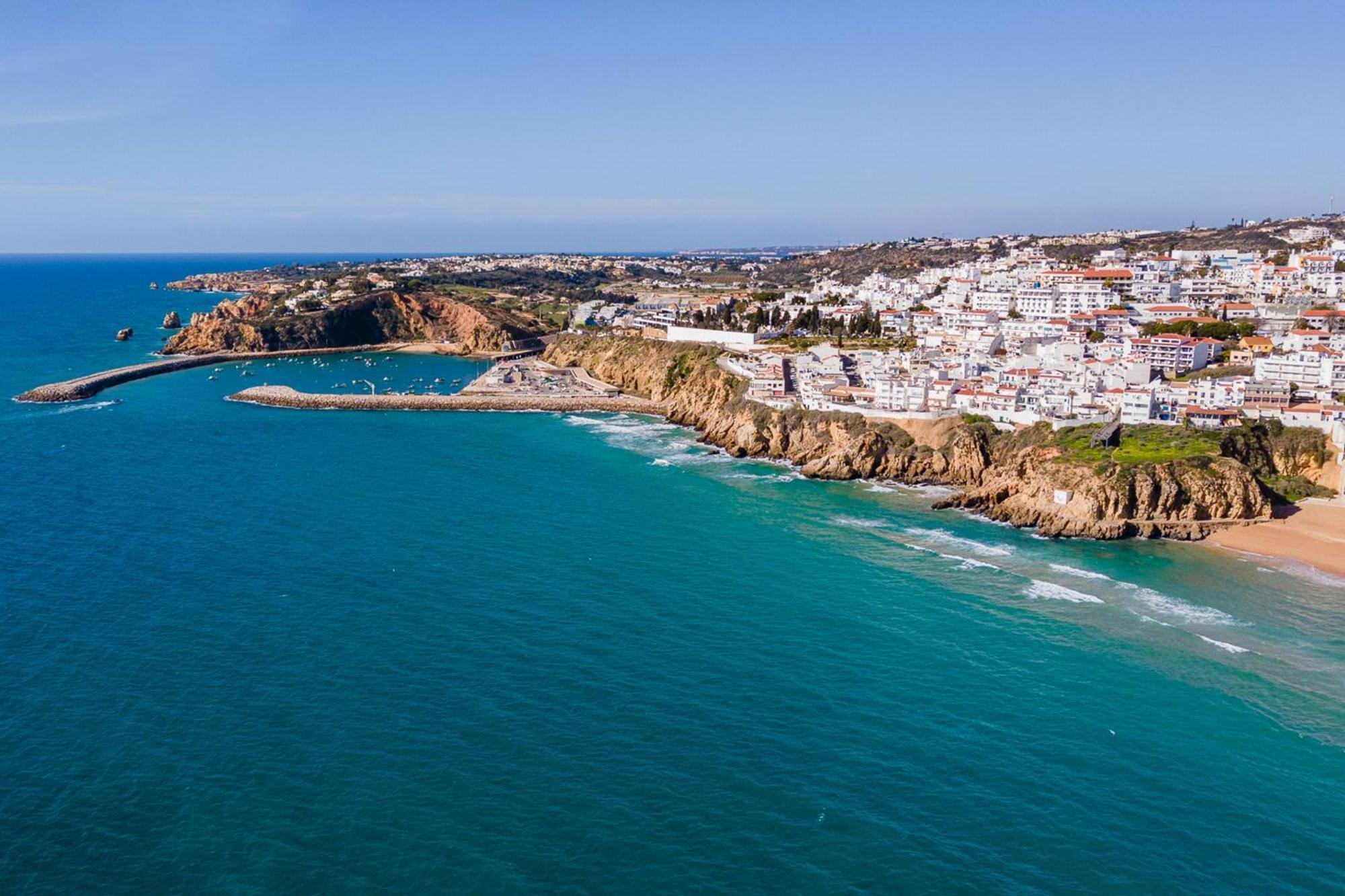 Typical T2 In Albufeira W/ Balcony By Lovelystay 外观 照片