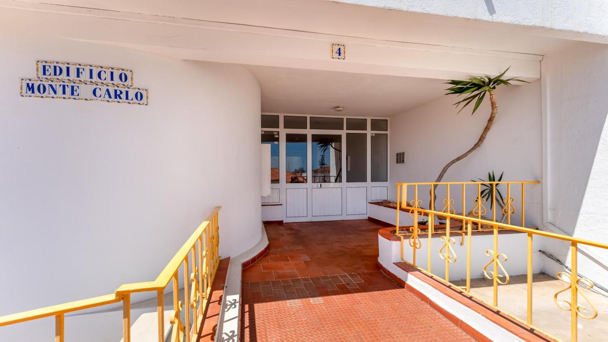 Typical T2 In Albufeira W/ Balcony By Lovelystay 外观 照片